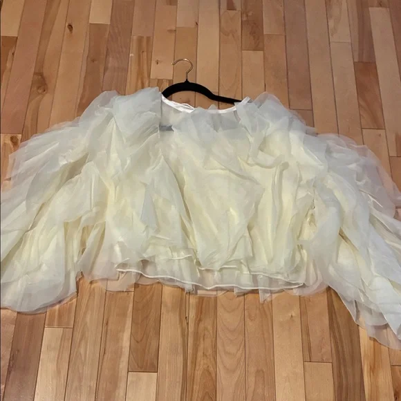 Commense Cream Layered Ruffle Blouse - Picture 3 of 9